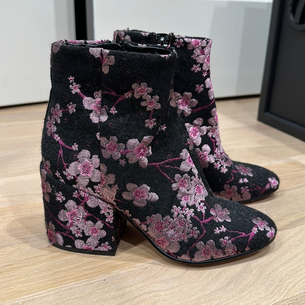 Sam Edelman Taye Ankle Boot